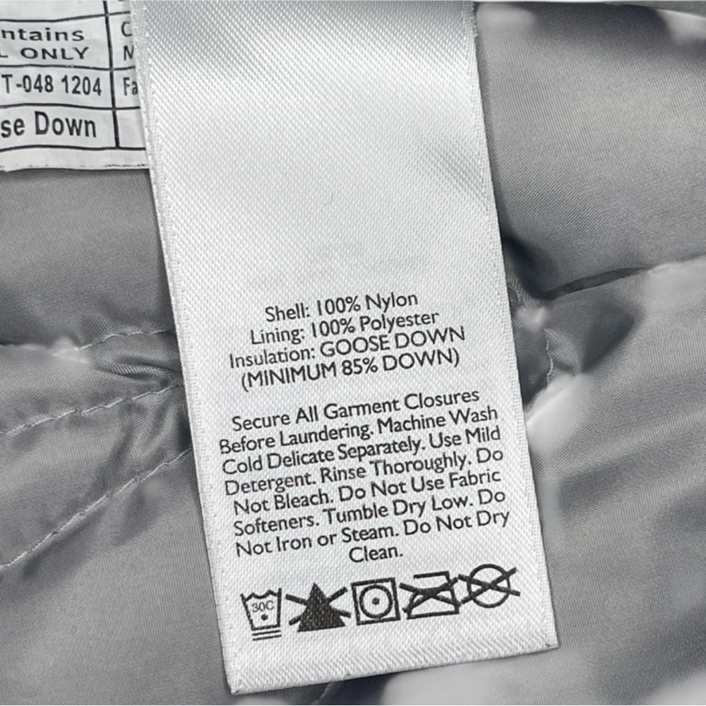 EDDIE BAUER Down Puffer Vest in Light Gray Size Small — EB700 Down Rating — WOW! - Picture 9 of 12